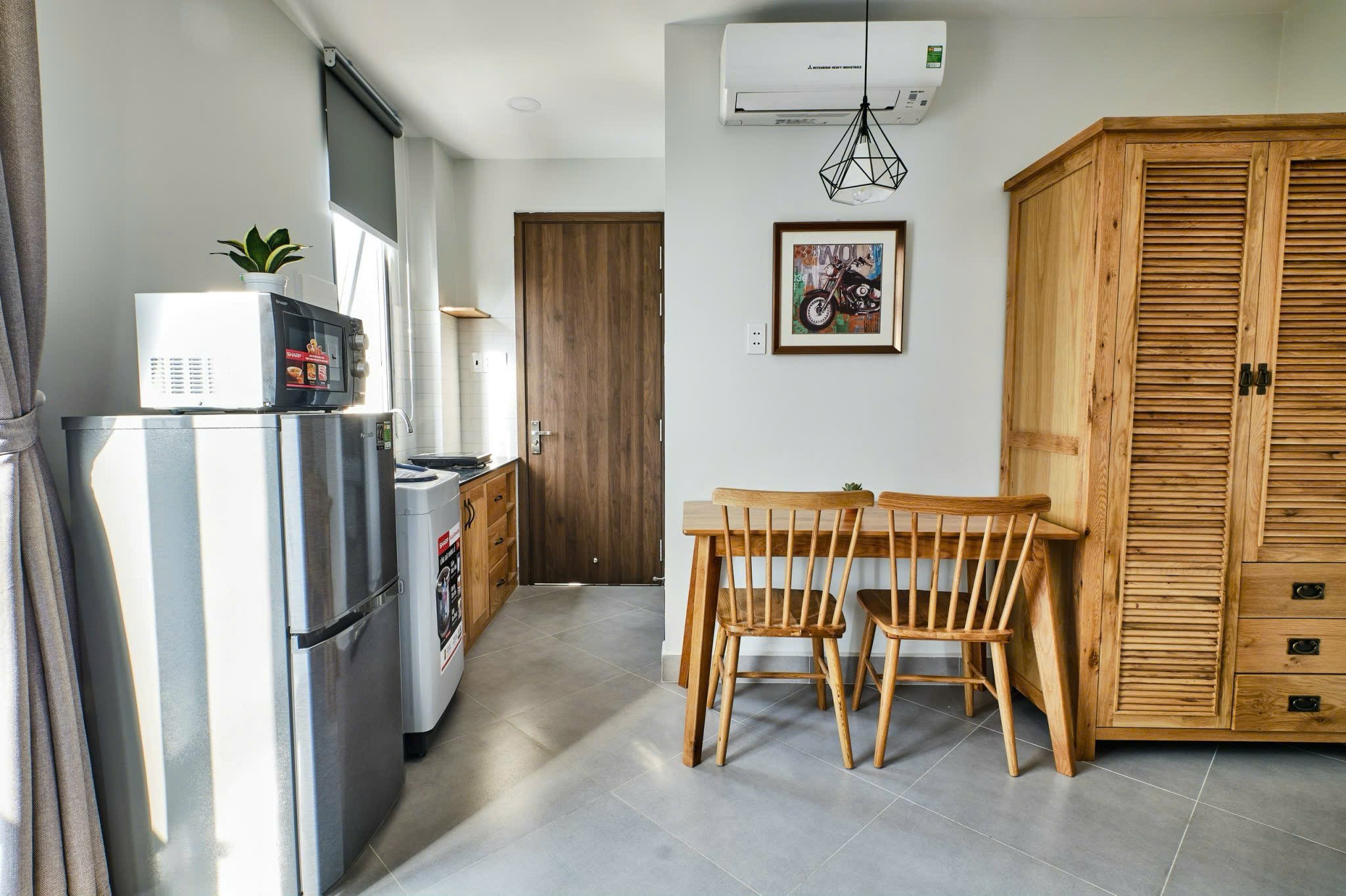 CĂN HỘ BAN CÔNG THOÁNG CỬA SỔ RỘNG VIEW TOÀN CẢNH Ở TRUNG TÂM QUẬN PHÚ NHUẬN ảnh 4