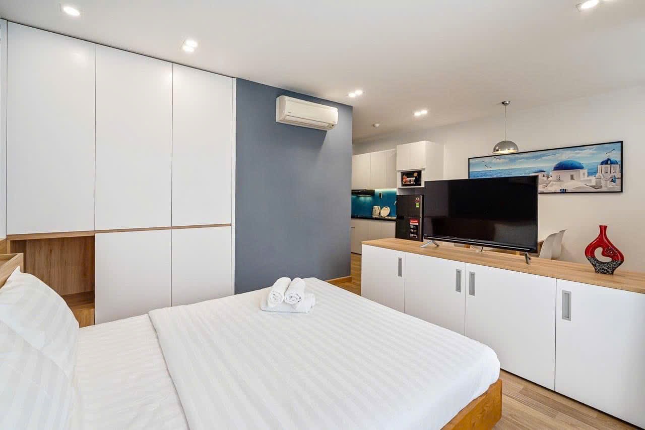 CĂN HỘ BAN CÔNG LỚN NHIỀU CỬA SỔ KHU BẾP RIÊNG Ở NGUYỄN BỈNH KHIÊM ảnh 3