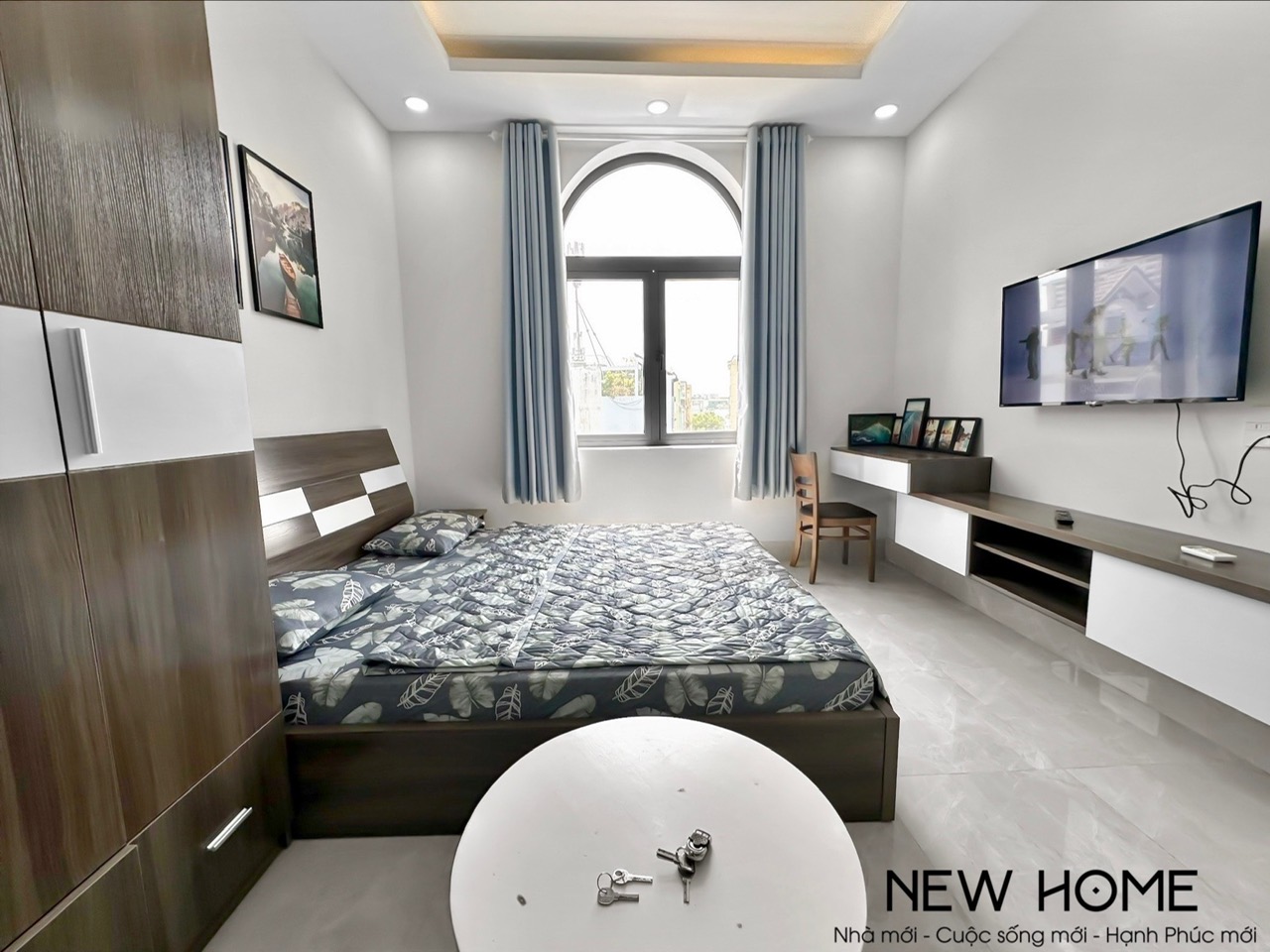 CĂN HỘ 1 PHÒNG NGỦ CỬA SỔ LỚN TÁCH BẾP MÁY GIẶT RIÊNG NHÀ THANG MÁY Ở SÁT PHAN XÍCH LONG
