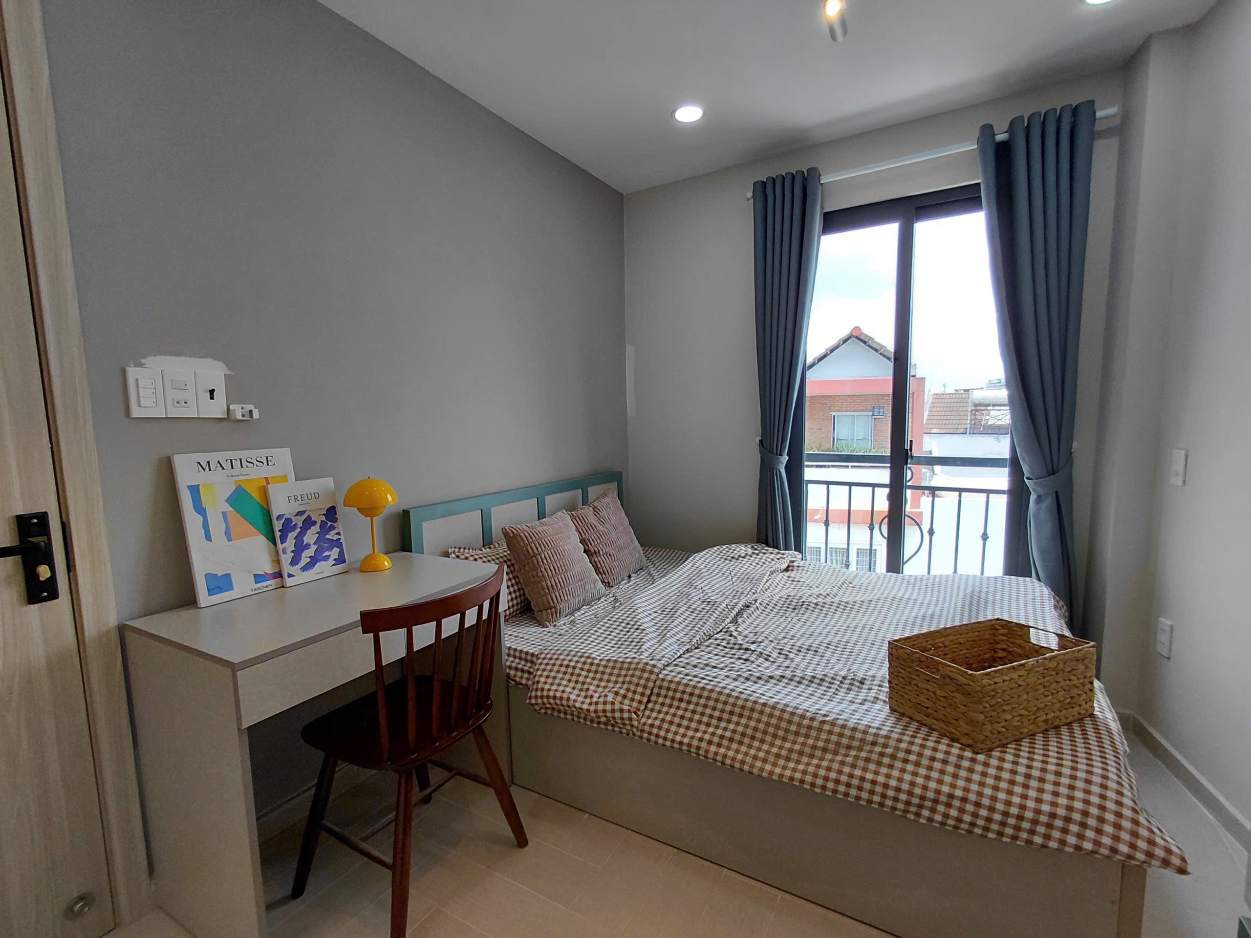 CĂN HỘ 1 PHÒNG NGỦ 2 BAN CÔNG MỚI KHAI TRƯƠNG Ở NƠ TRANG LONG NHÀ CÓ THANG MÁY VÀ CÓ BẢO VỆ