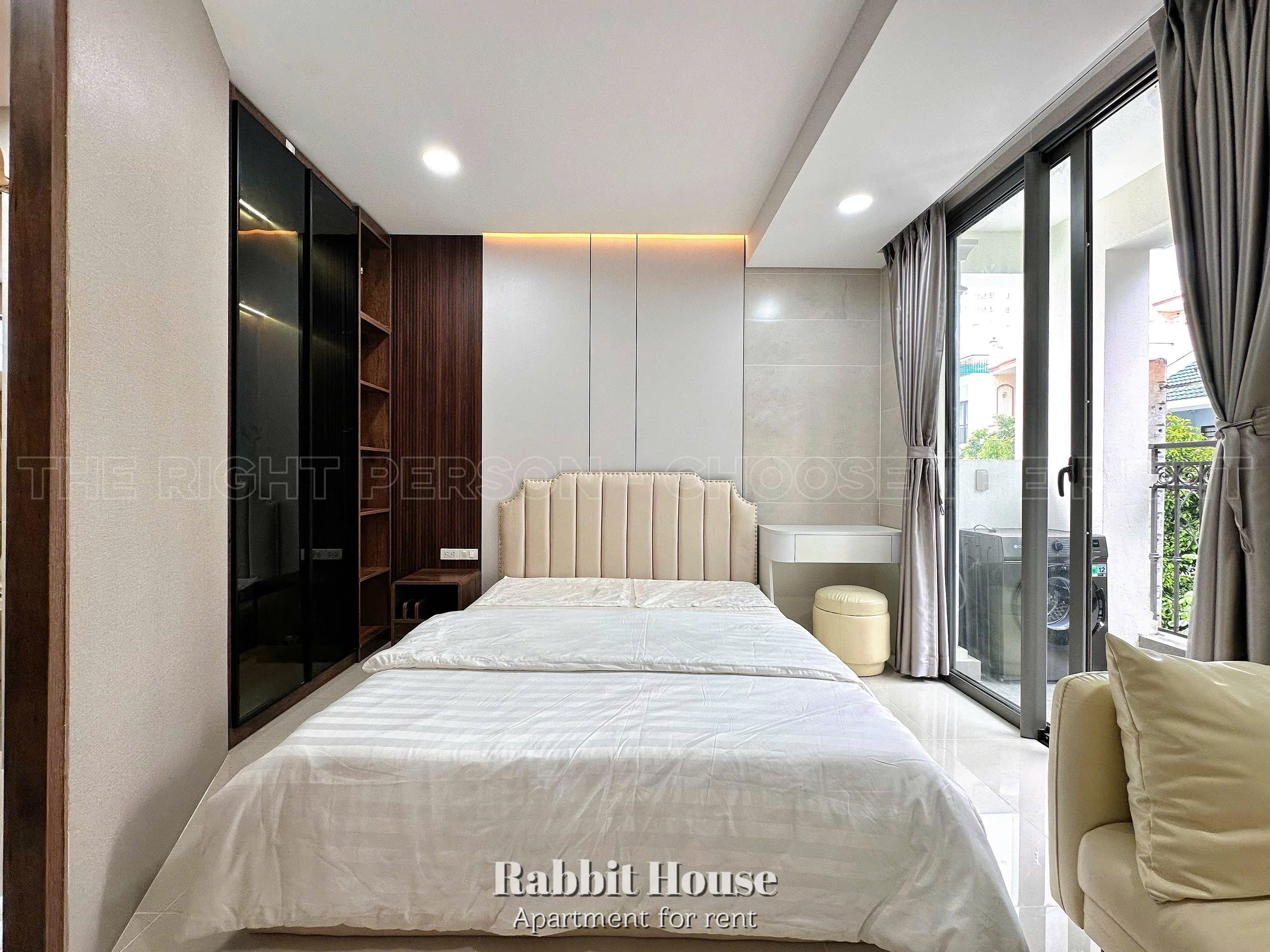 CĂN HỘ 1 PHÒNG NGỦ TÁCH BẾP BAN CÔNG LỚN MÁY GIẶT RIÊNG Ở XÔ VIẾT NGHỆ TĨNH GẦN QUẬN 1