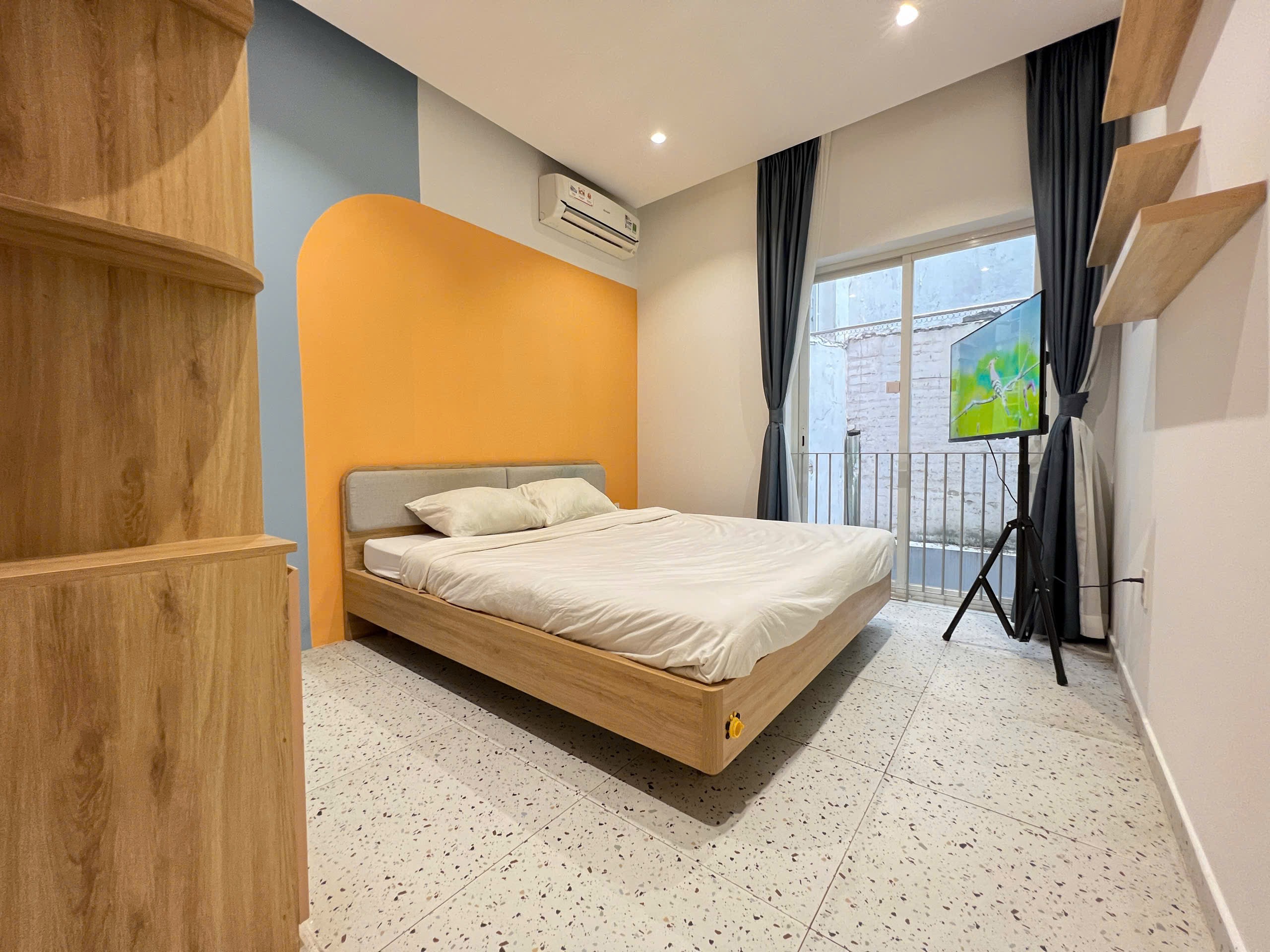 CĂN HỘ 1 PHÒNG NGỦ BAN CÔNG MÀU PASTEL CỰC XINH Ở LÊ VĂN SỸ QUẬN 3