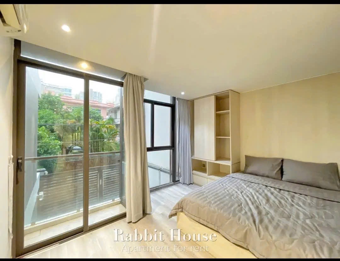 CĂN HỘ 1 PHÒNG NGỦ CAO CẤP BAN CÔNG THOÁNG PHÒNG KHÁCH LỚN Ở NGUYỄN CỬU VÂN SÁT QUẬN 1