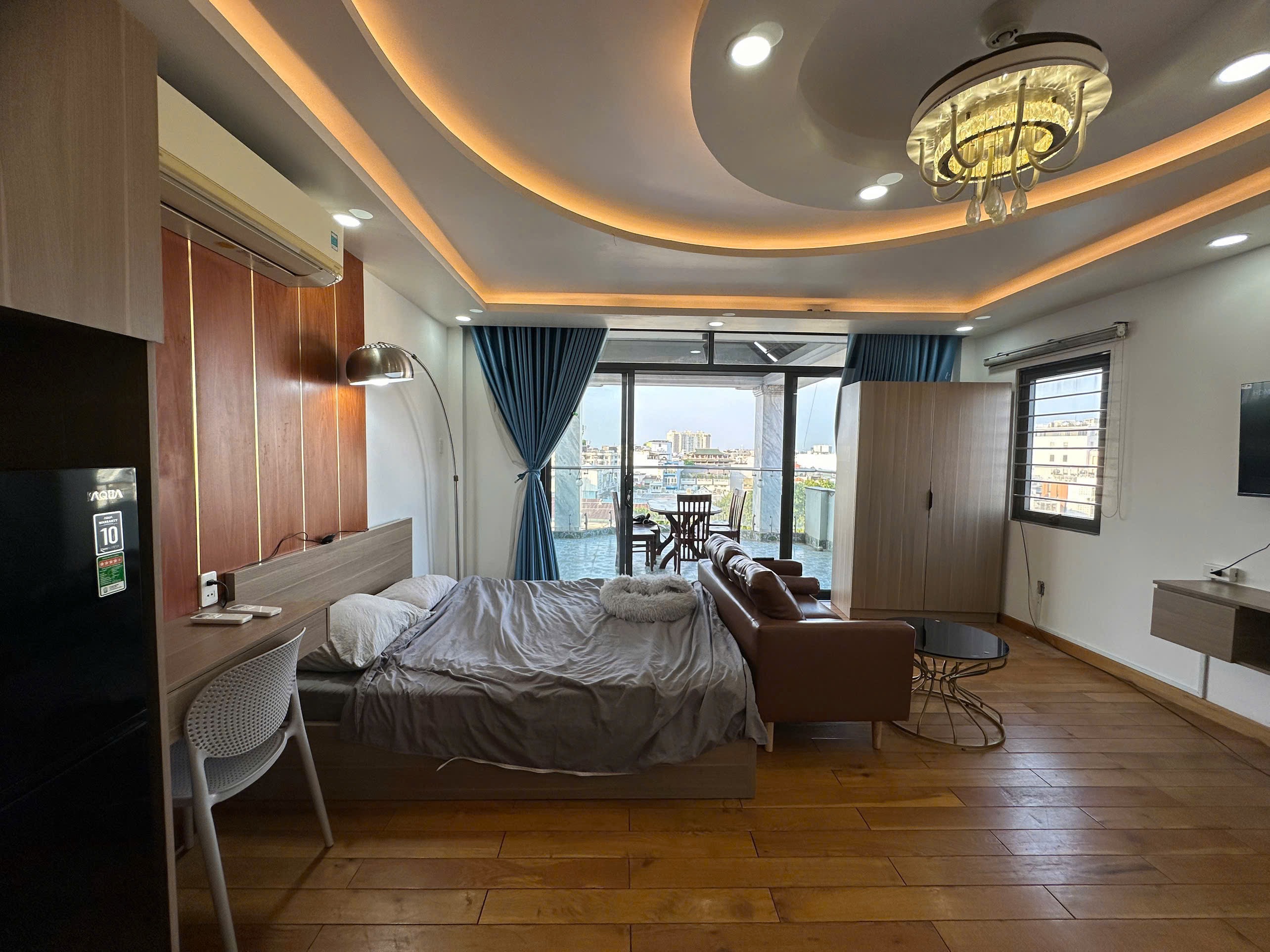 CĂN HỘ 1 PHÒNG NGỦ BAN CÔNG CỰC RỘNG MÁY GIẶT RIÊNG Ở ĐÀO DUY ANH