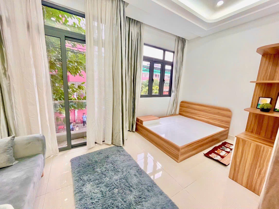 CĂN HỘ 1 PHÒNG NGỦ BAN CÔNG NHIỀU CỬA SỔ Ở LÊ TỰ TÀI QUẬN PHÚ NHUẬN