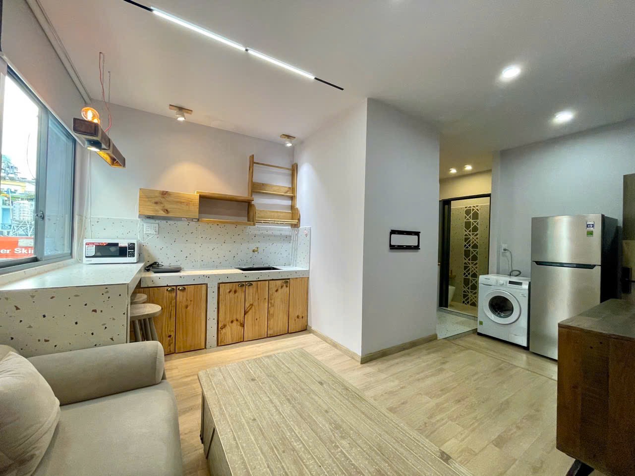 CĂN HỘ 1 PHÒNG NGỦ CAO CẤP 60m2 BAN CÔNG LỚN Ở NGUYỄN SƠN HÀ QUẬN 3