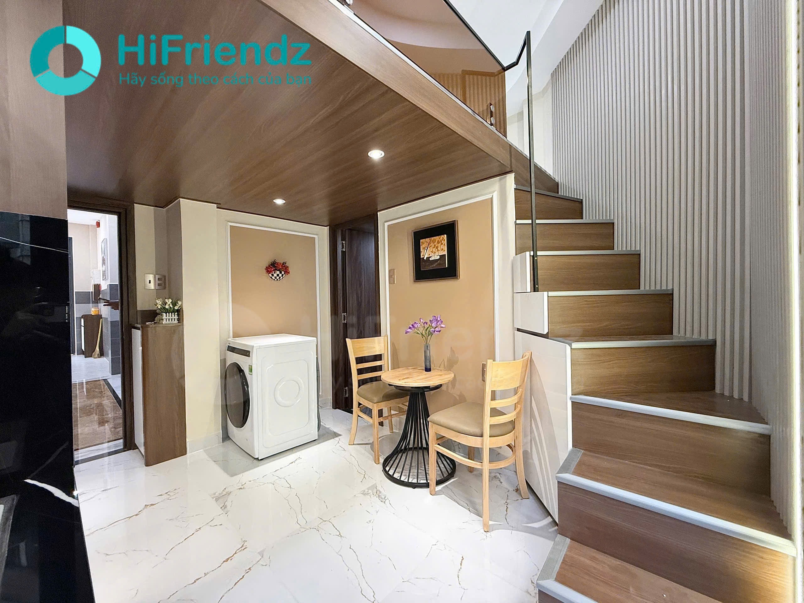 CĂN HỘ CÓ GÁC DUPLEX CÓ SÂN SAU FULL NỘI THẤT CAO CẤP Ở NGUYỄN HỮU CẢNH SÁT GA METRO, QUẬN 1