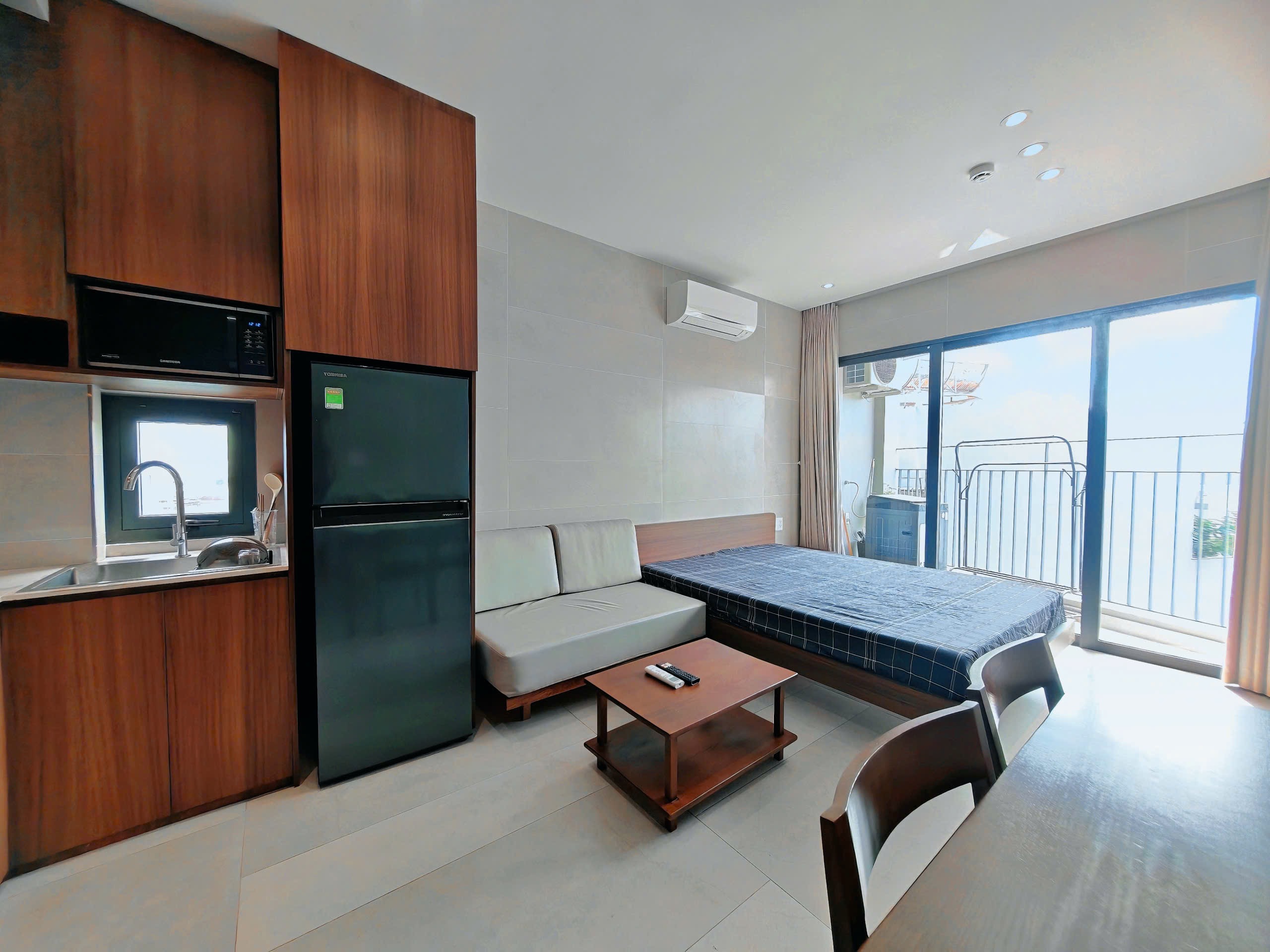 CĂN HỘ CAO CẤP BAN CÔNG LỚN NHÀ THANG MÁY BẢO VỆ NỘI THẤT CỰC CAO CẤP Ở NGUYỄN KIỆM PHÚ NHUẬN